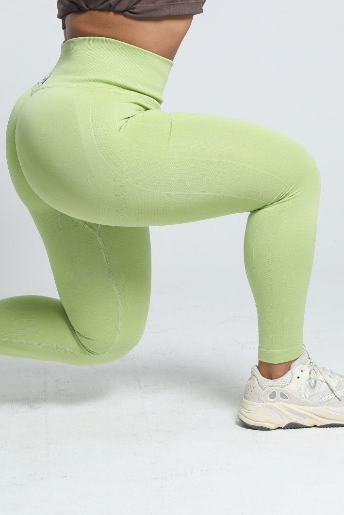 BUBBLE BUTT SEAMLESS LEGGING - GREEN - CanelaFitness