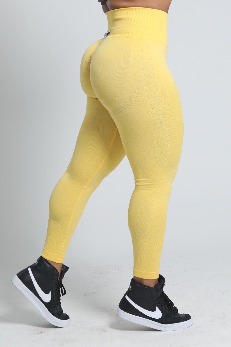 Seamless Scrunch Butt Leggings Yellow
