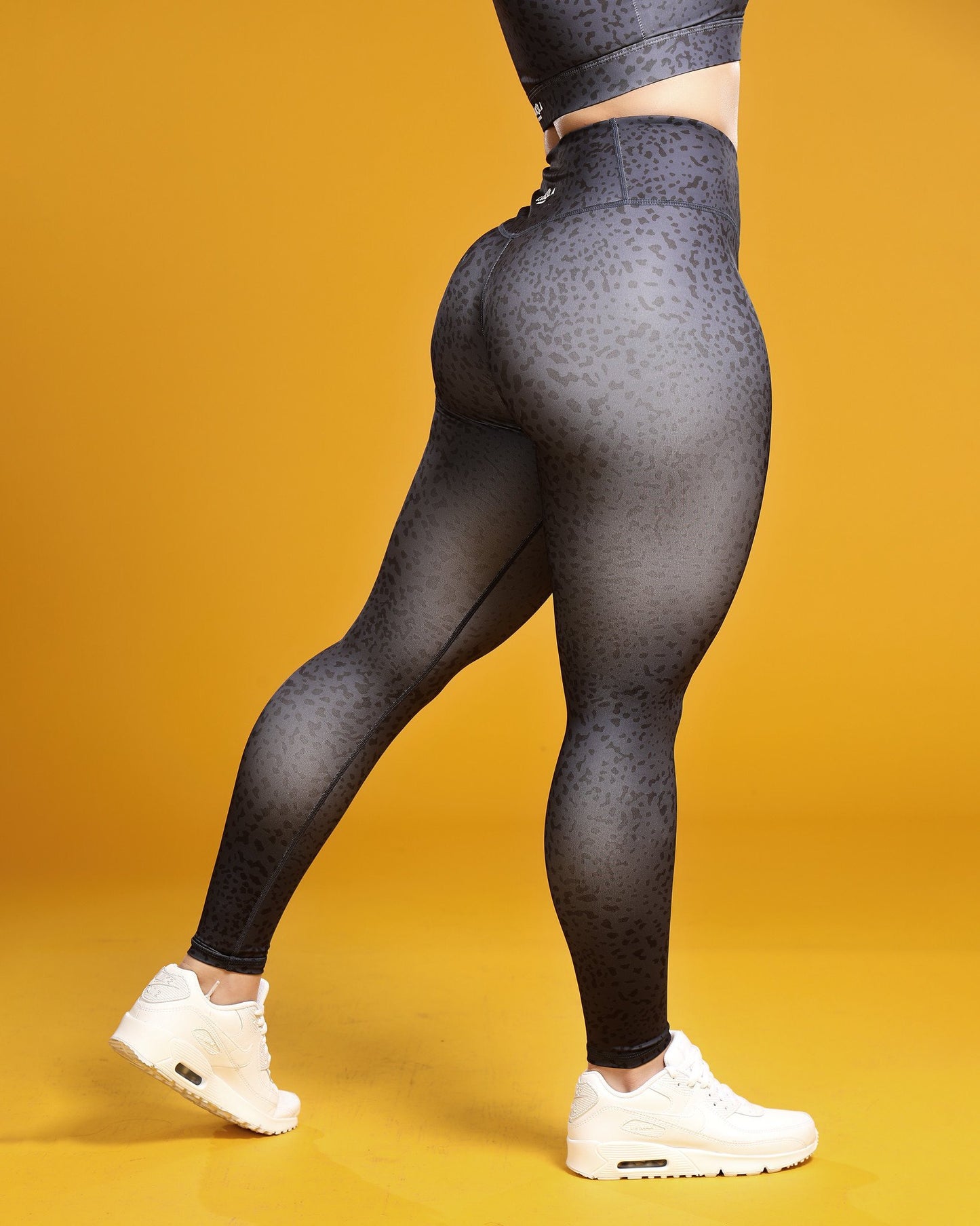 CHEETAH HIGH WAISTED VAPOR LEGGING - BLACK - CanelaFitness