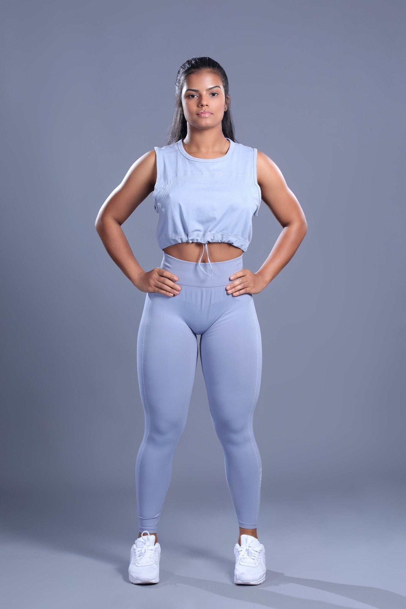 OBSESSION LIGHTWEIGHT SEAMLESS CROP TOP - LAVENDER BLUE - CanelaFitness