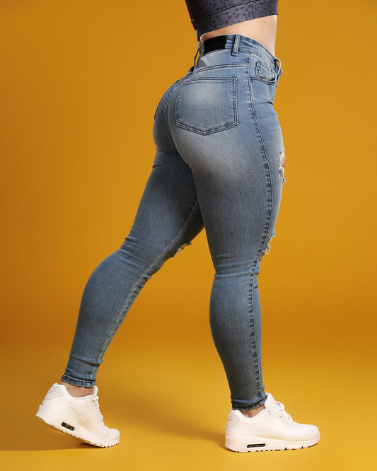 Ripped High Waisted Canela Fitjeans - Arctic Light Blue - CanelaFitness